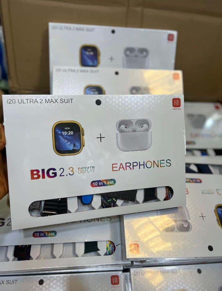 I20 Ultra Smart Watch With Earbuds And 7 Straps